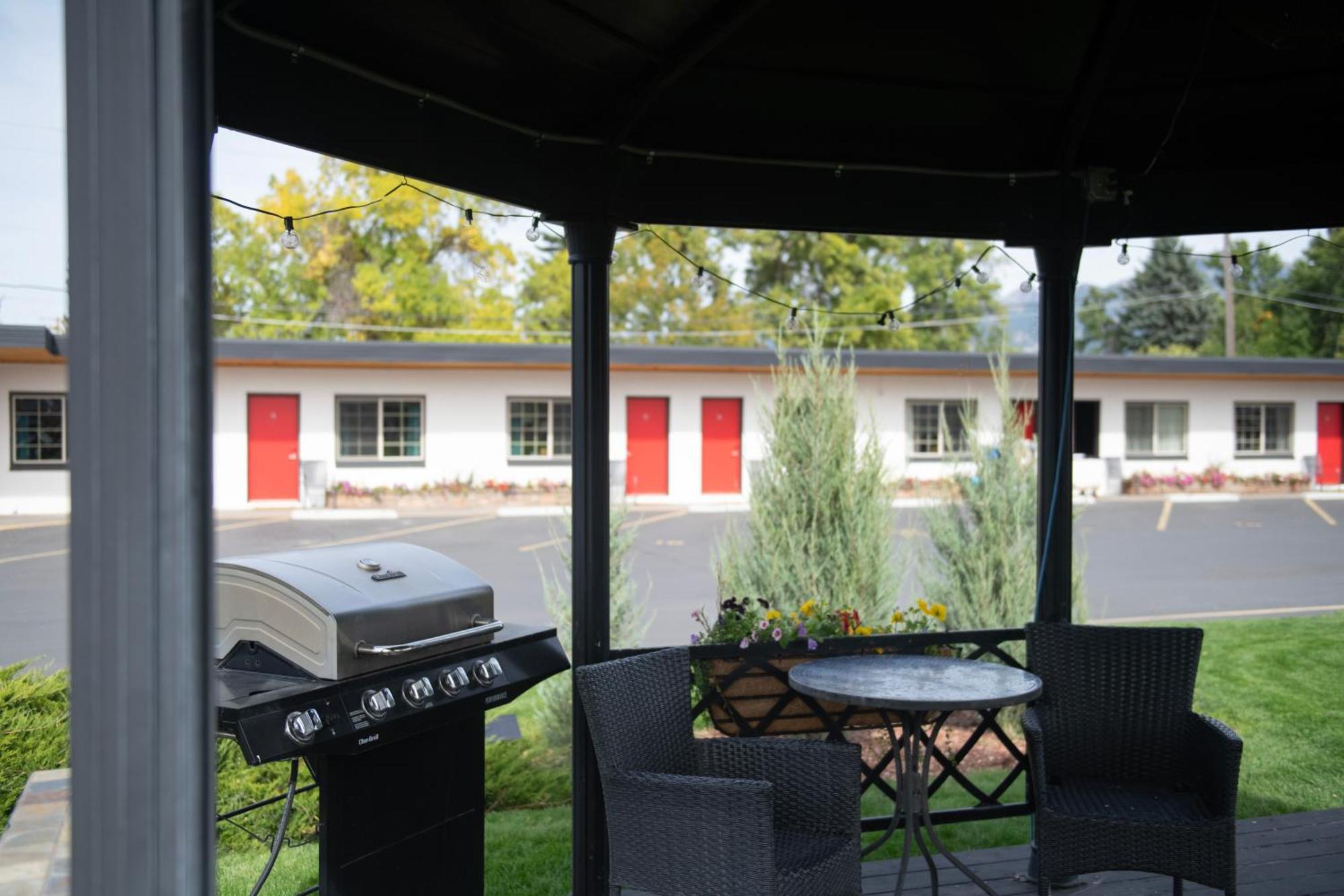 Sapphire Motel Midtown Bozeman Exterior photo